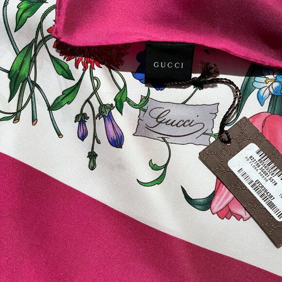 Gucci Silk Wrap Flora Print Logo White Multicolor Pink Border Scarf - Picture 9 of 15